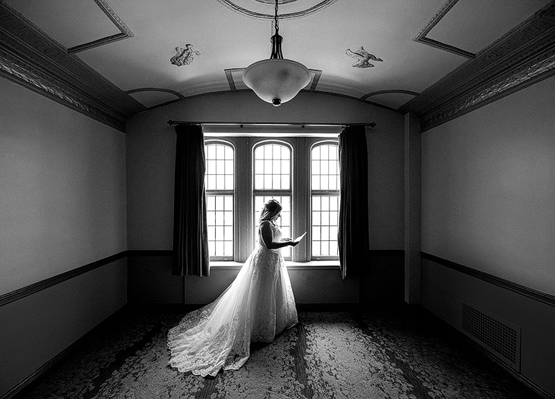 Tudor-Arms-Hotel-Doubletree-Wedding-Cleveland-wedding-photography-19