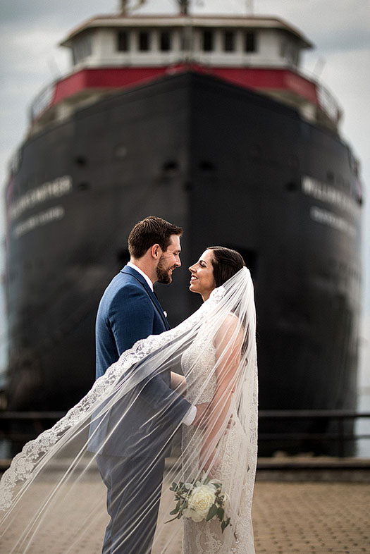 great-lakes-science-center-wedding-scott-shaw-photography-21