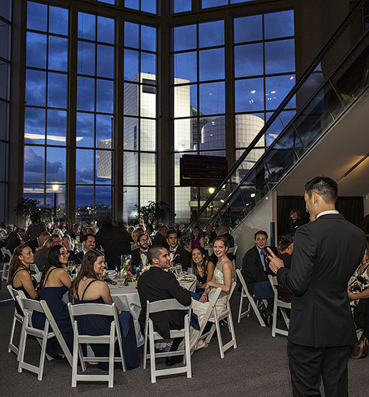 zMJ_great_lakes_science_center_wedding_03