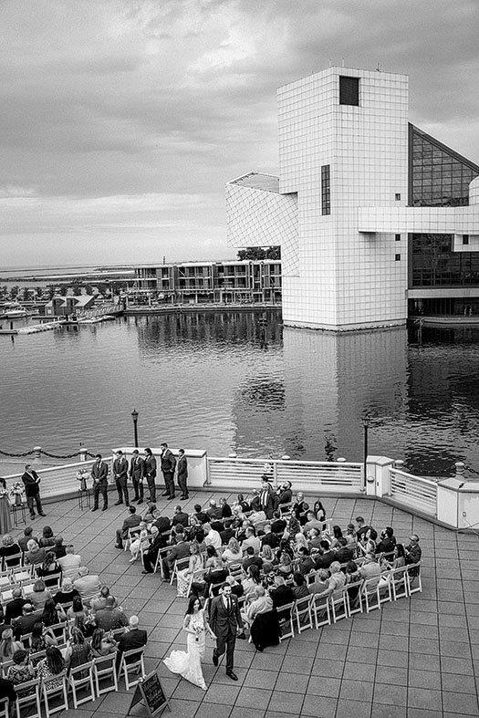 great-lakes-science-center-wedding-scott-shaw-photography-26