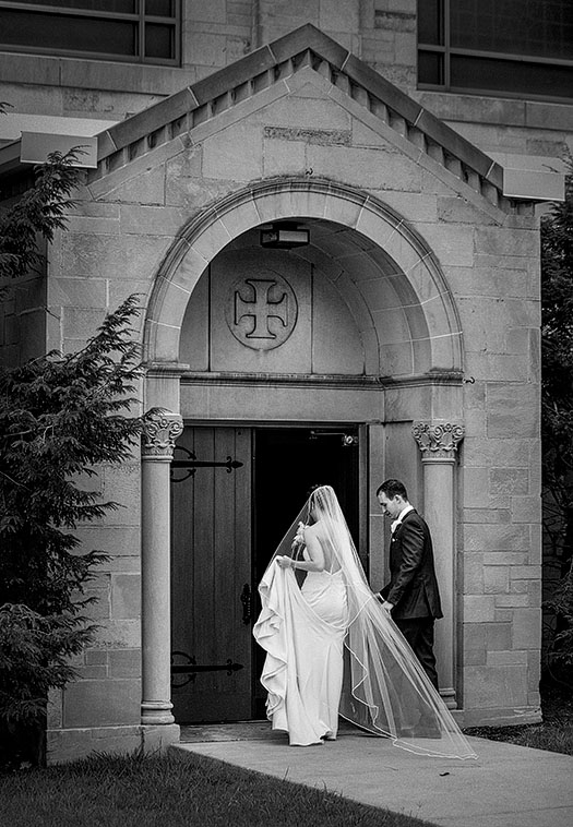 Tudor-Arms-Weddings-Cleveland-Wedding-Photography-17